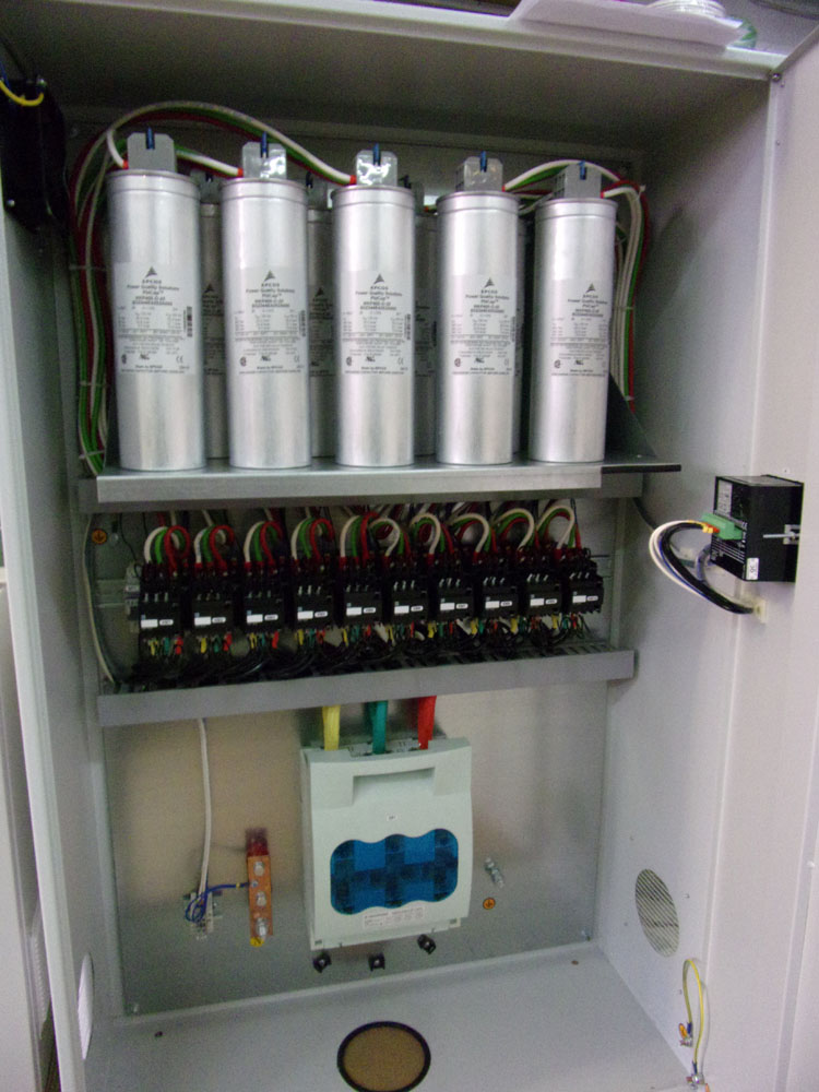 Навесные конденсаторные установки УКРМ, КРМ (фото 8)
