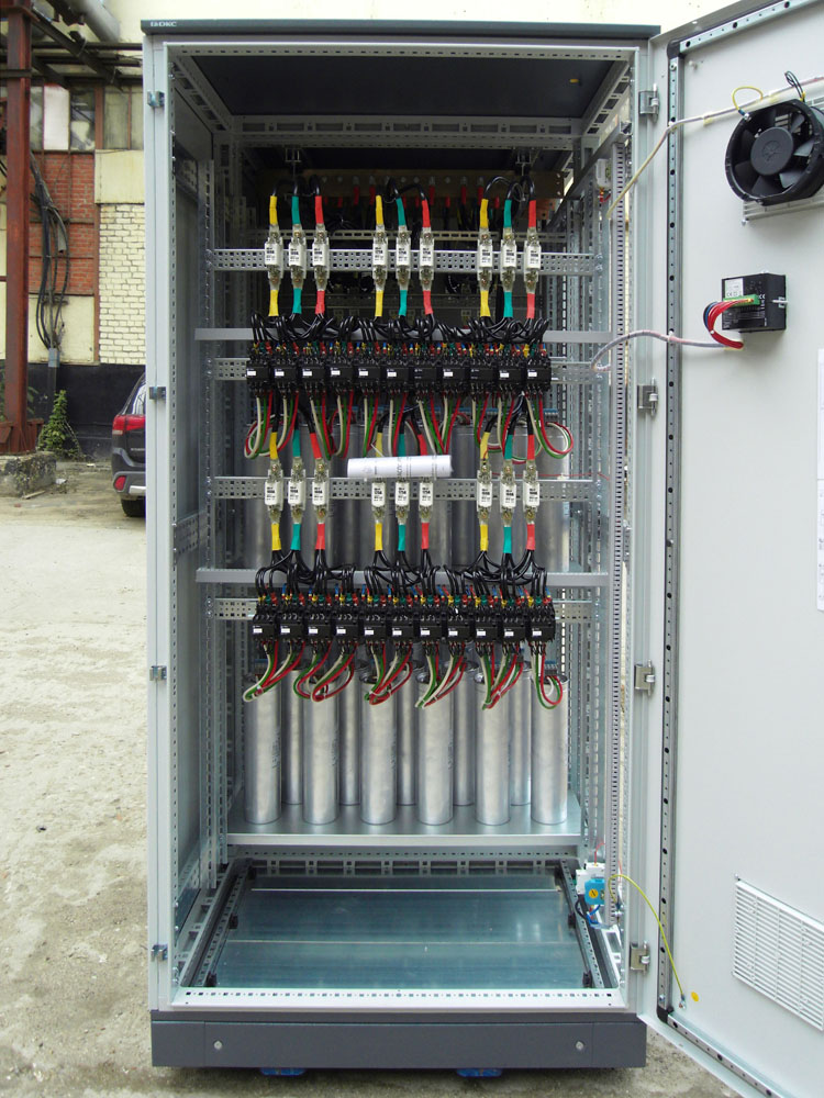 Напольные конденсаторные установки (Фото 2)